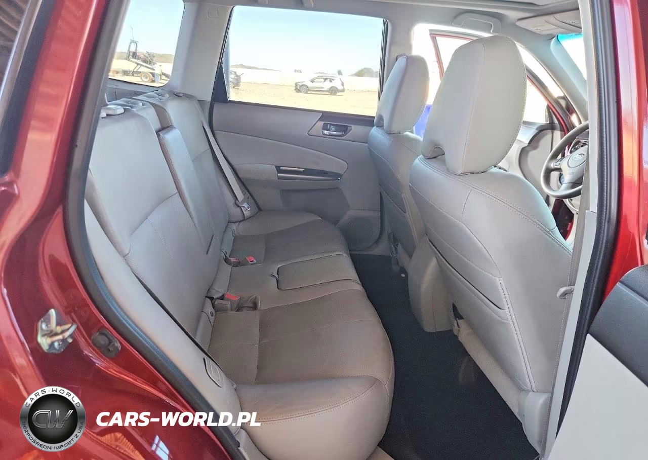 2012 Subaru Forester Touring VIN:JF2SHAGC0CH466512 - 11