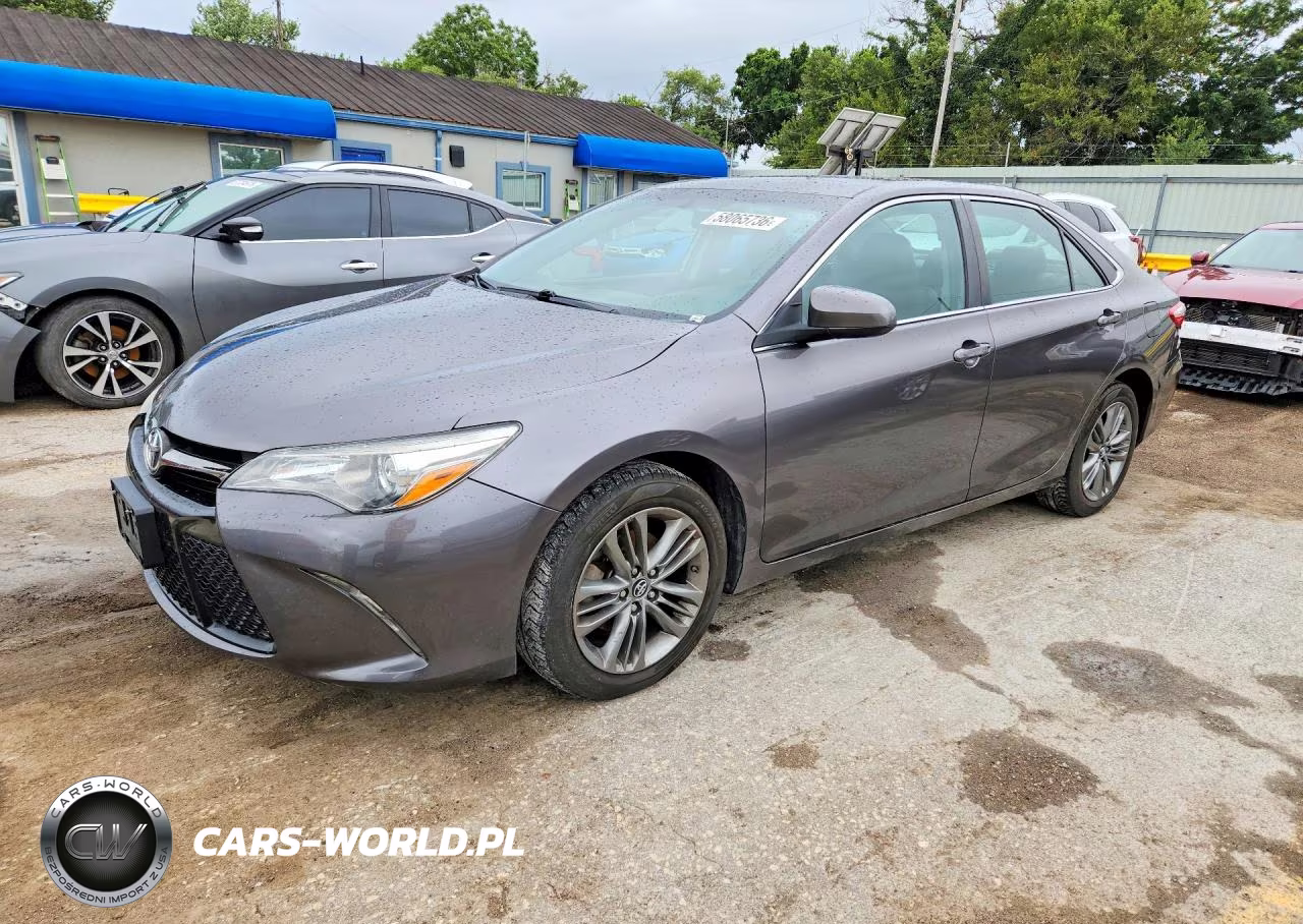 2016 Toyota Camry Se – zdjęcie 1 z 12