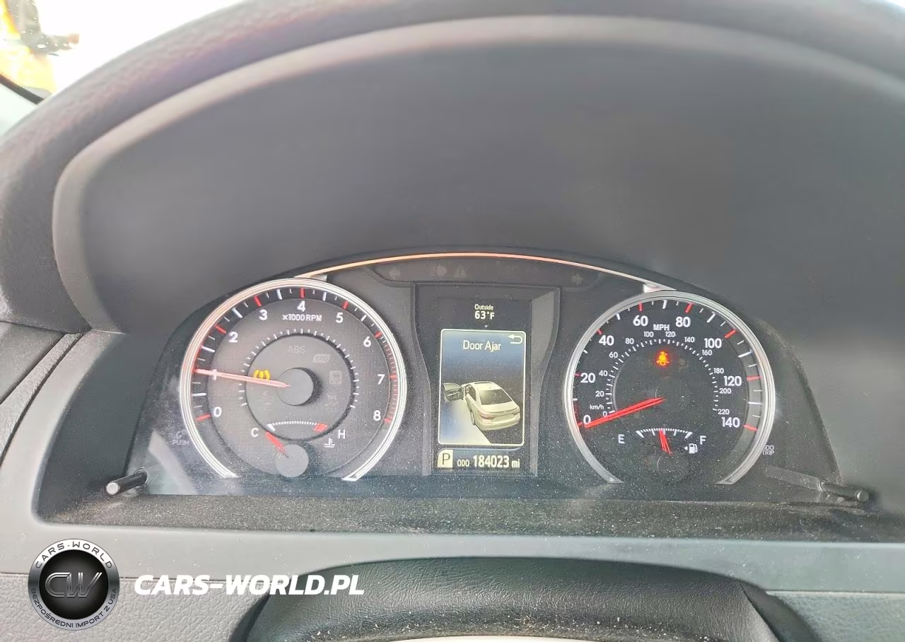 2016 Toyota Camry Se VIN:4T1BF1FK7GU195714 - 9