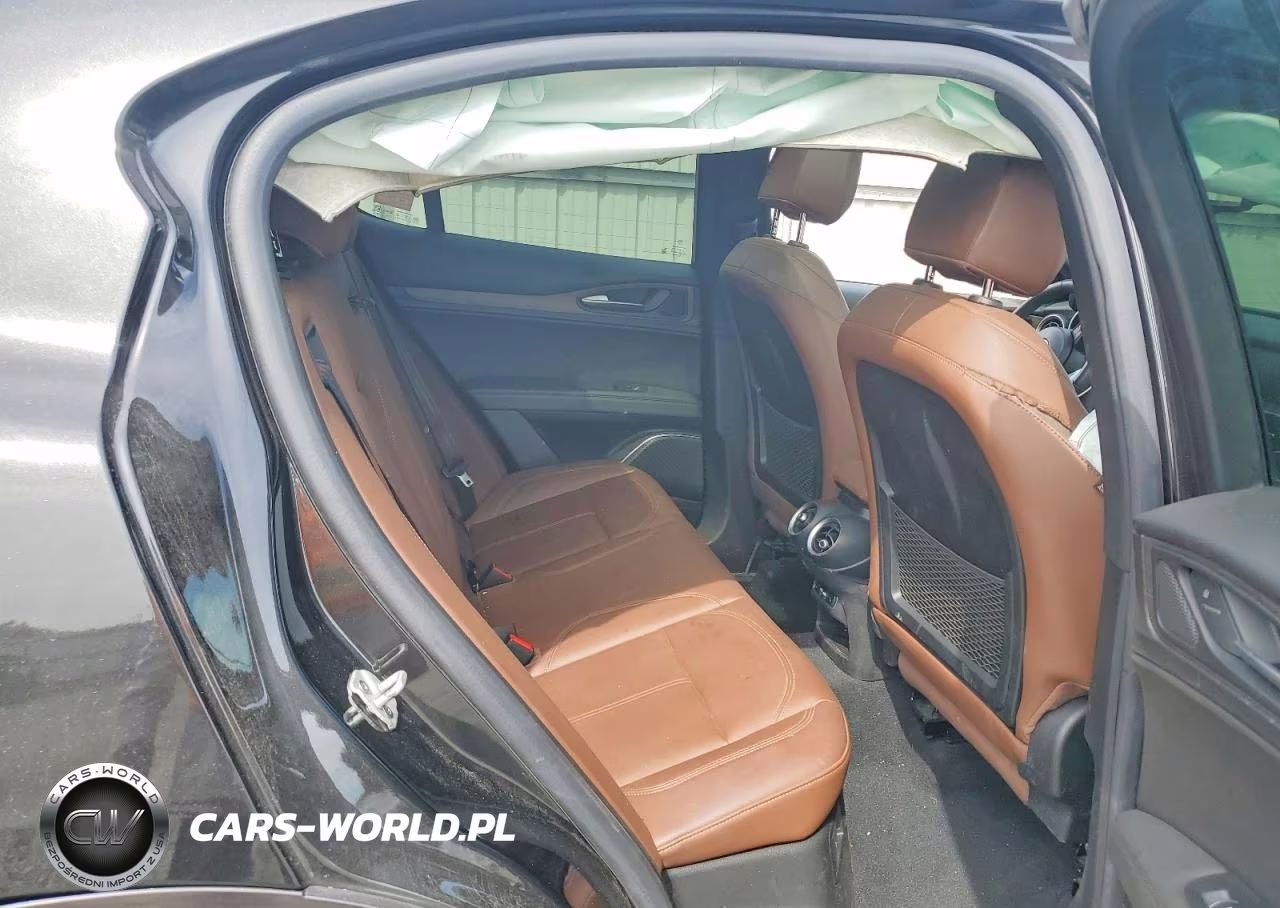 2023 Alfa Romeo Stelvio Ti VIN:ZASPAKBN6P7D55604 - 11