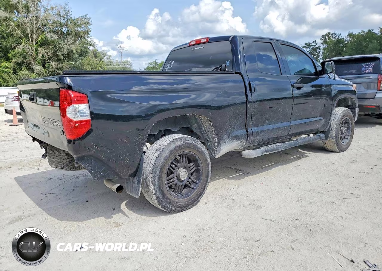 2018 Toyota Tundra Sr VIN:5TFRM5F12JX128015 - 3