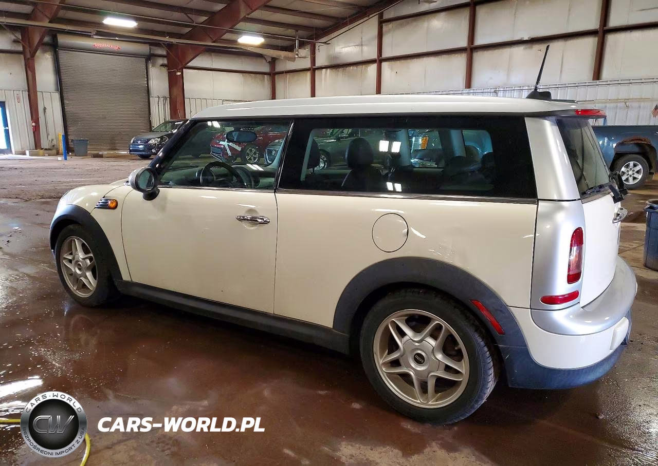 2010 Mini Cooper Clubman VIN:WMWML3C53ATX36798 - 2