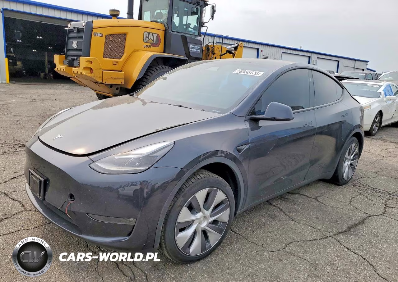 2024 Tesla Model Y – zdjęcie 1 z 12