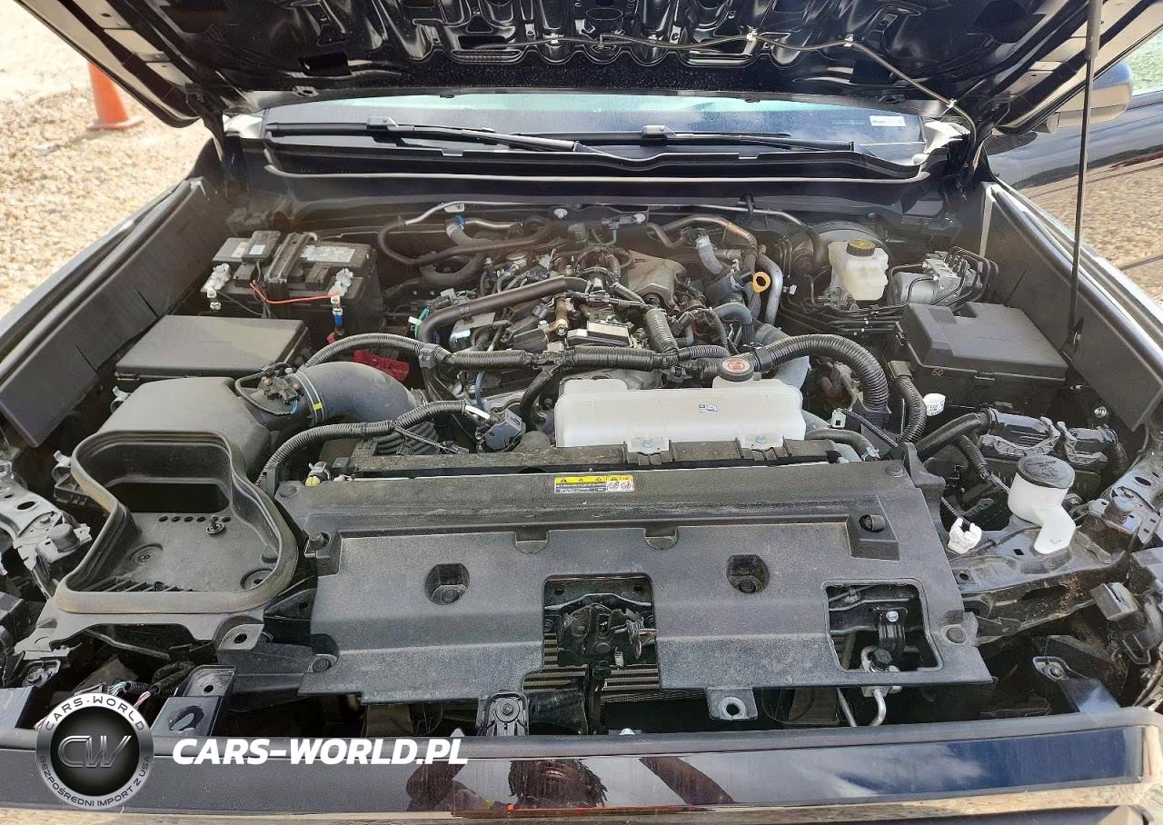 2025 Toyota Tacoma Sr VIN:3TYKD5HNXST034185 - 11