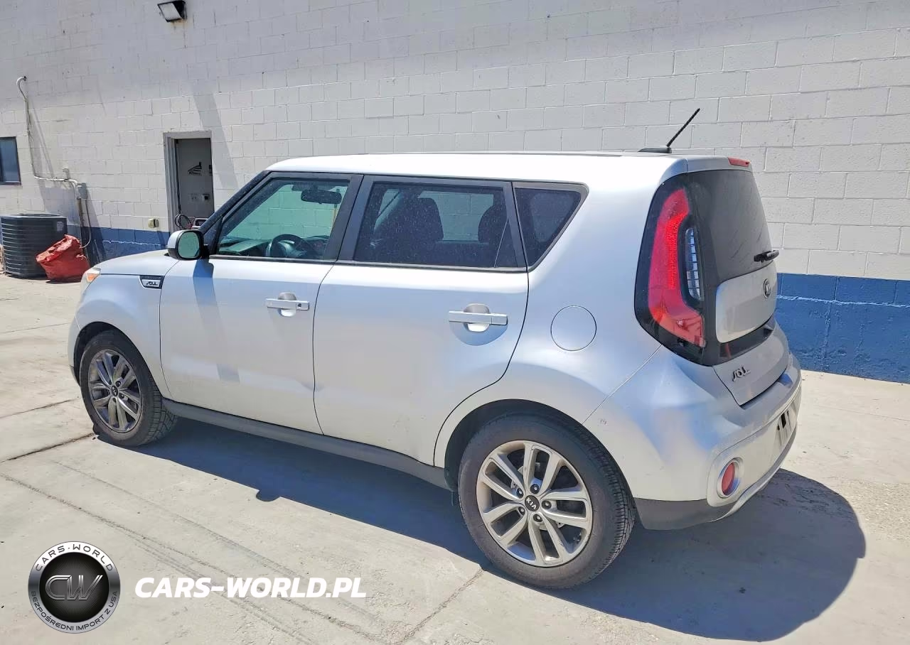 2018 Kia Soul + VIN:KNDJP3A56J7536746 - 2