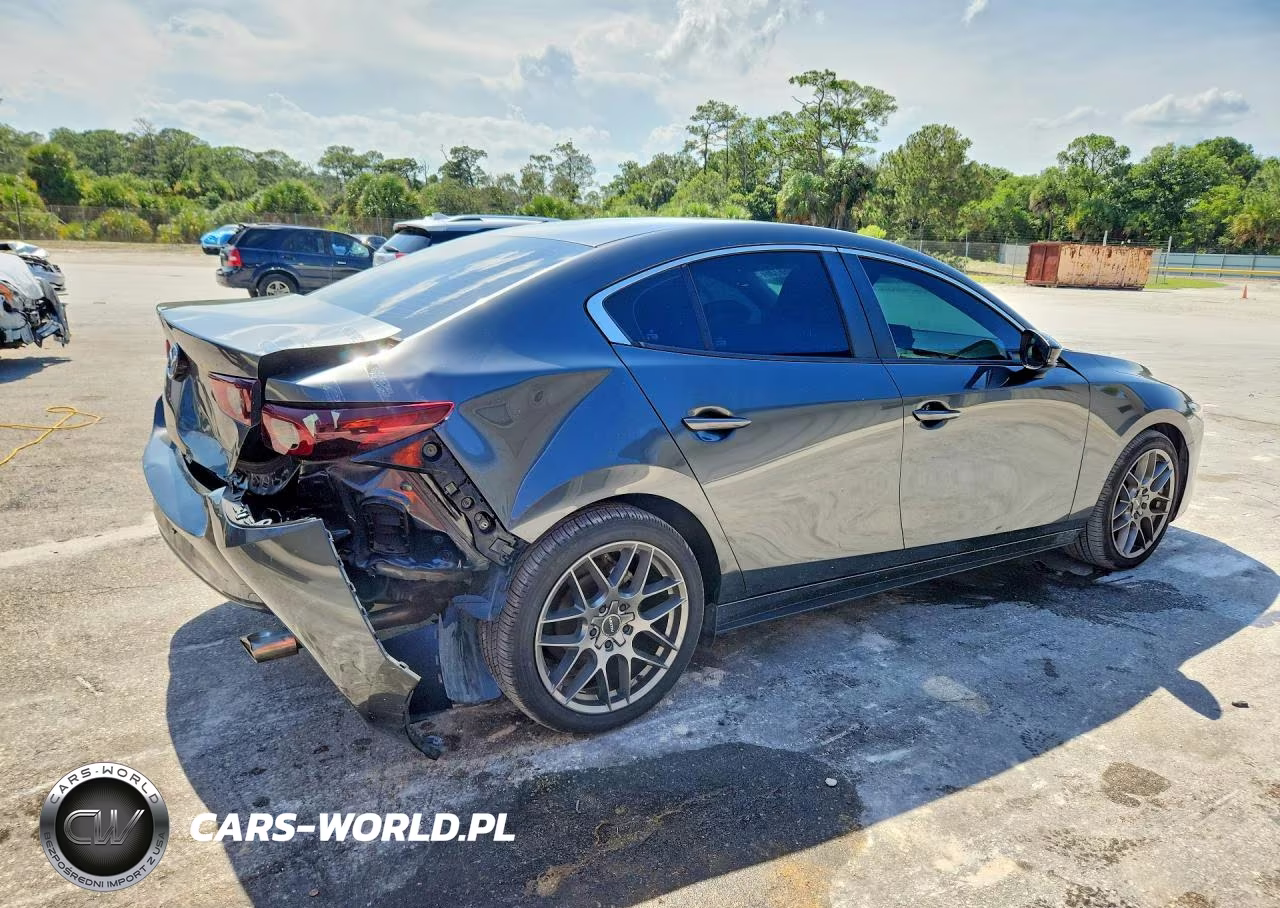 2024 Mazda 3 Select Sport VIN:3MZBPABMXRM400732 - 3