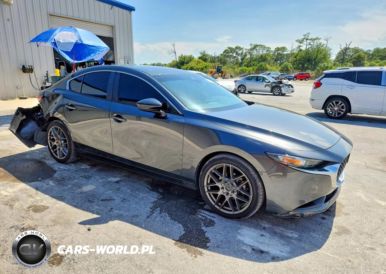 2024 Mazda 3 Select Sport VIN:3MZBPABMXRM400732 - 4