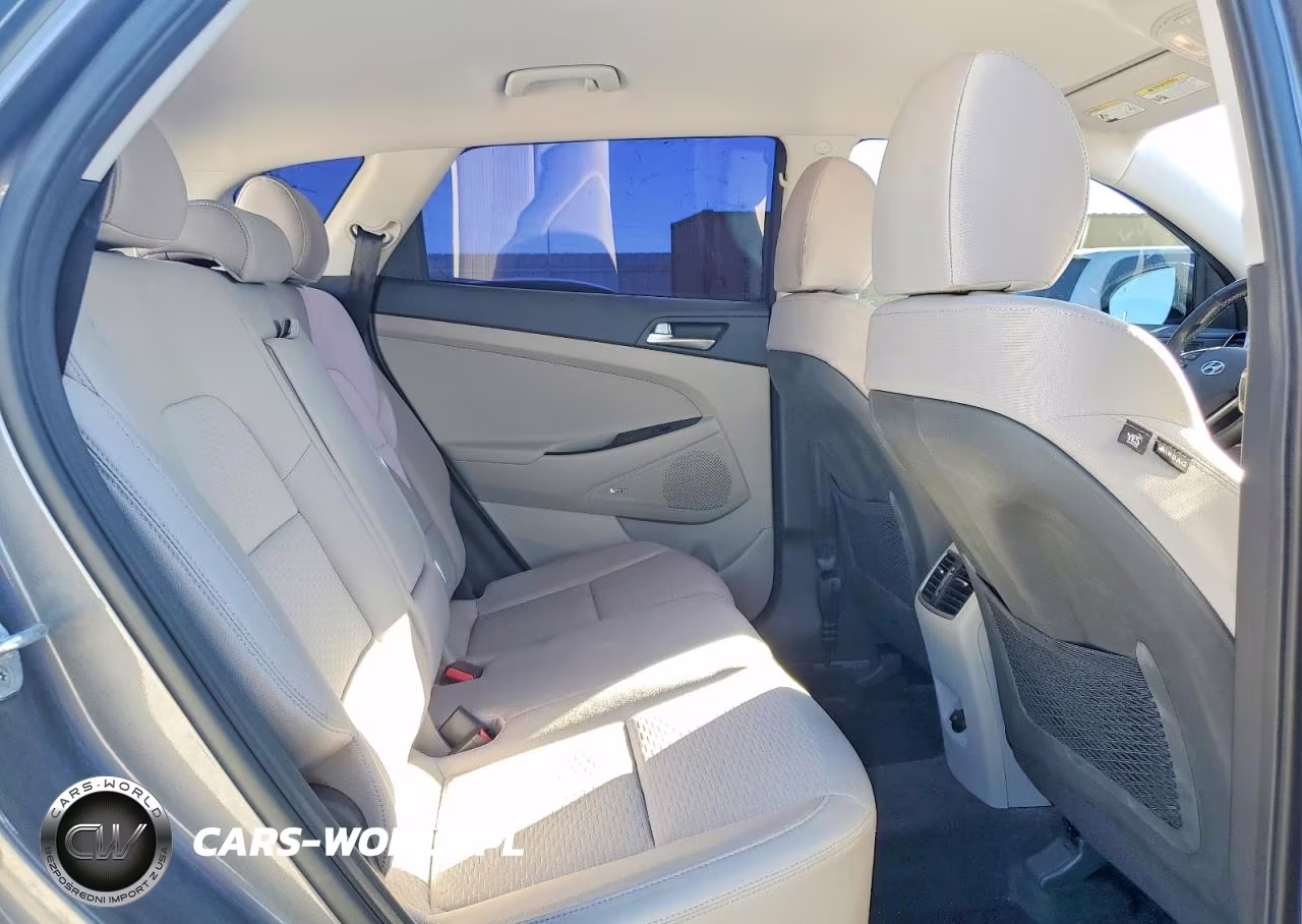 2020 Hyundai Tucson Sport VIN:KM8J33AL2LU175574 - 10