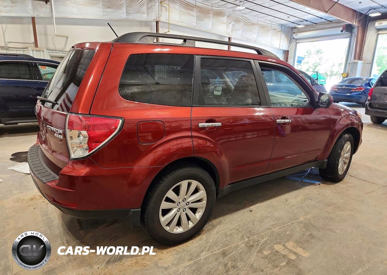 2012 Subaru Forester 2.5X Premium VIN:JF2SHADC4CH445750 - 3
