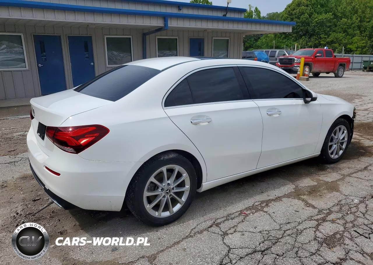 2019 Mercedes-Benz A 220 VIN:WDD3G4EB5KW001161 - 3