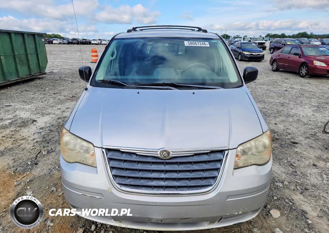 2008 Chrysler Town & Country Lx VIN:2A8HR44H38R683015 - 5