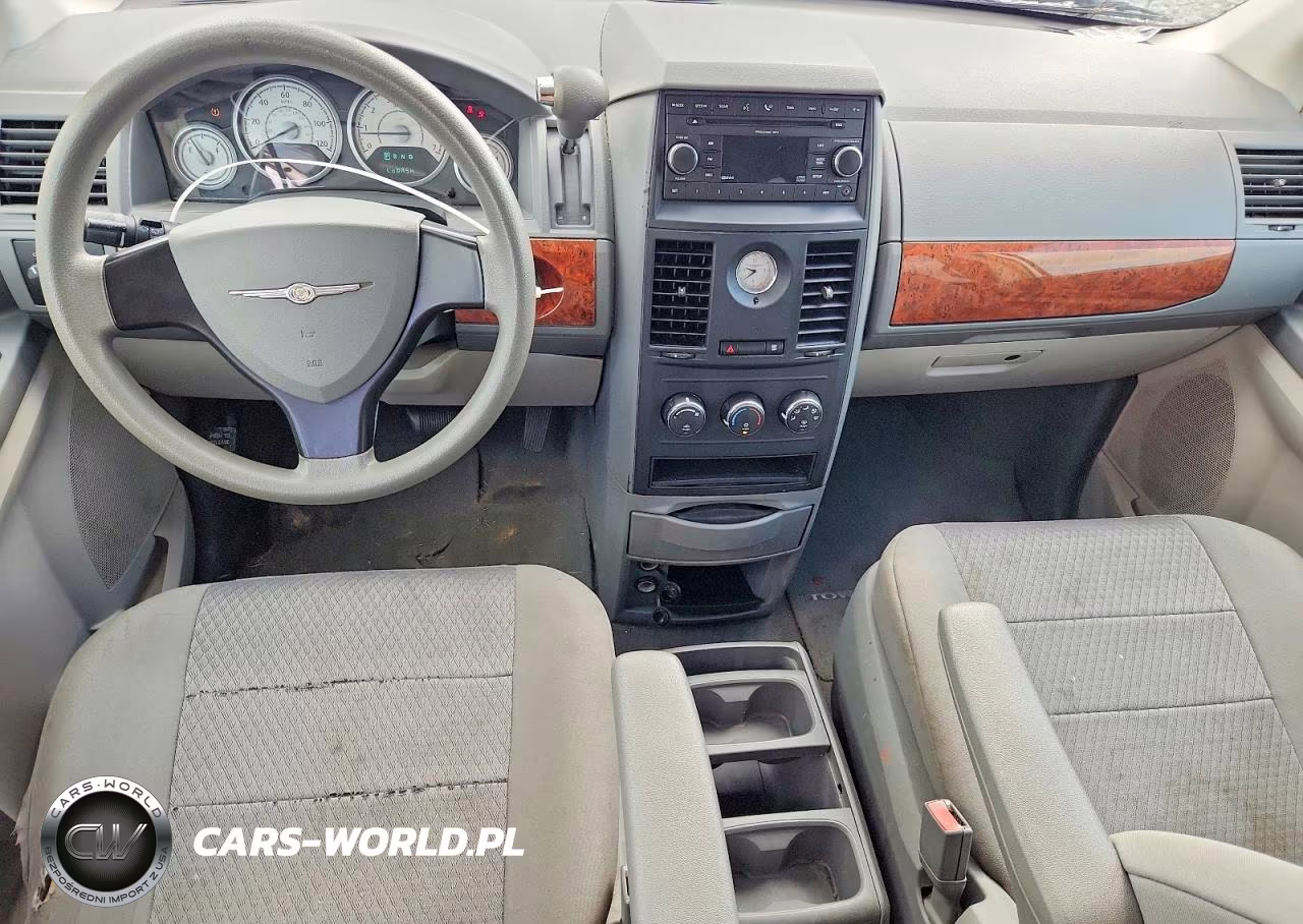 2008 Chrysler Town & Country Lx VIN:2A8HR44H38R683015 - 8