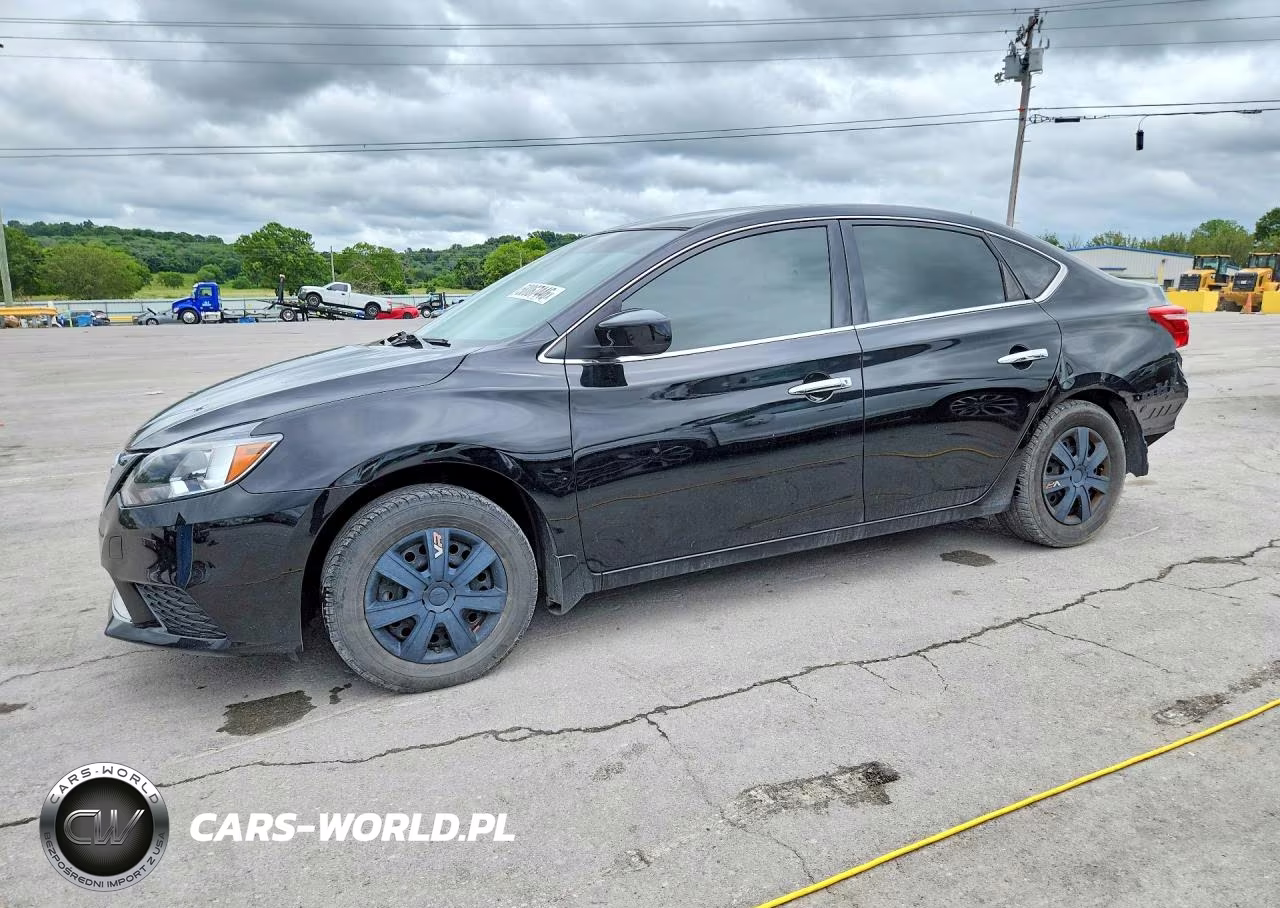 2018 Nissan Sentra S – zdjęcie 1 z 13