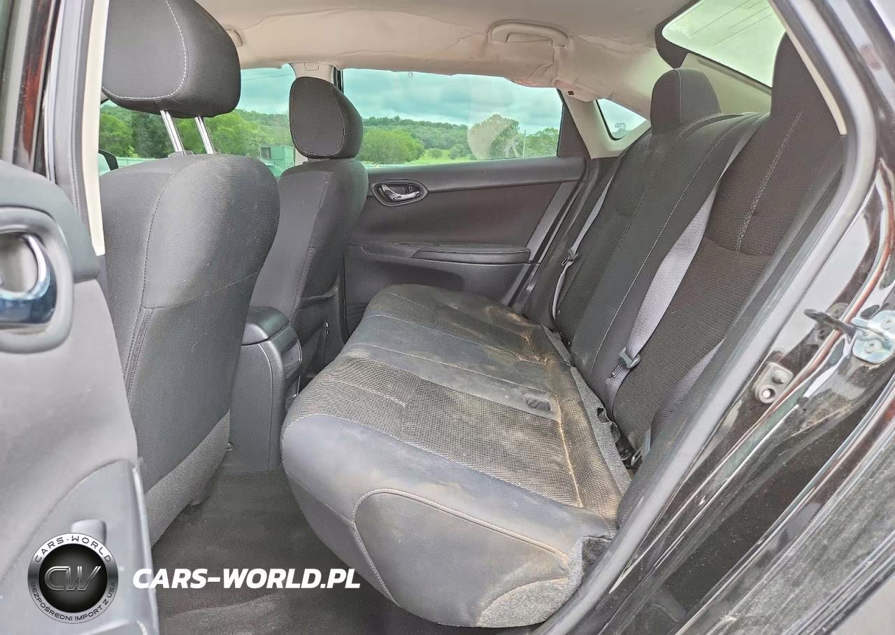 2018 Nissan Sentra S VIN:3N1AB7APXJY309519 - 10