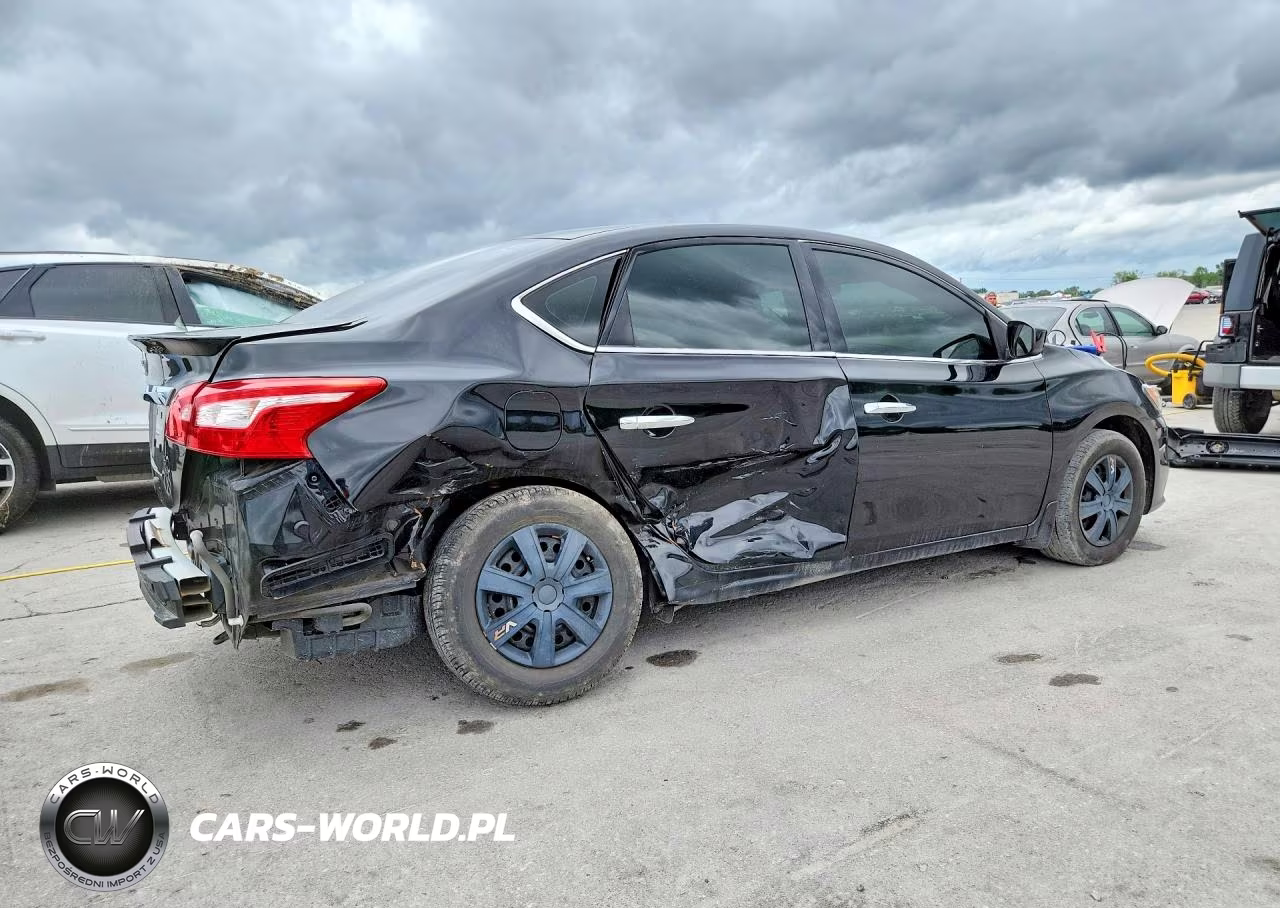 2018 Nissan Sentra S VIN:3N1AB7APXJY309519 - 3