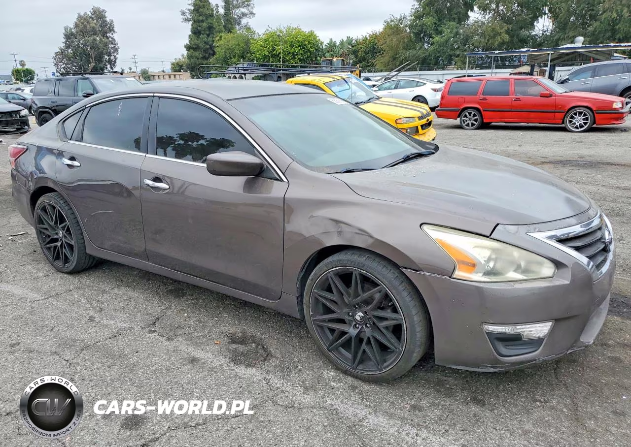 2014 Nissan Altima 2.5 VIN:1N4AL3APXEN224319 - 4