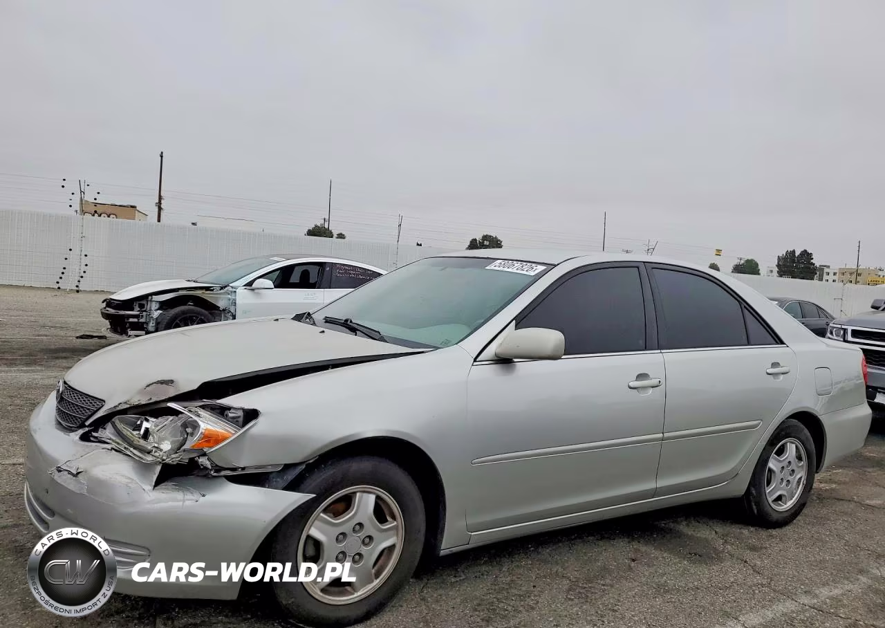 2002 Toyota Camry Le – zdjęcie 1 z 12