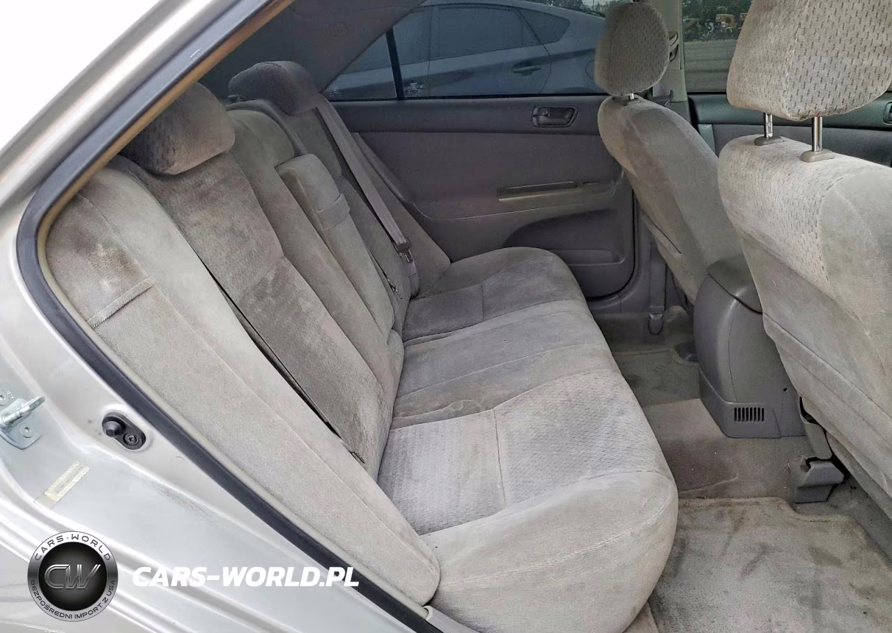 2002 Toyota Camry Le VIN:4T1BF30K32U001399 - 10