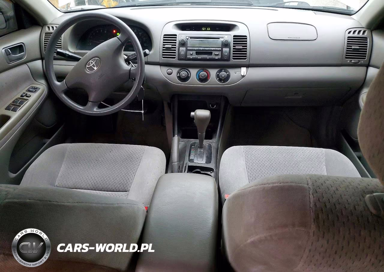 2002 Toyota Camry Le VIN:4T1BF30K32U001399 - 8