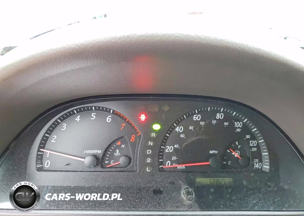 2002 Toyota Camry Le VIN:4T1BF30K32U001399 - 9