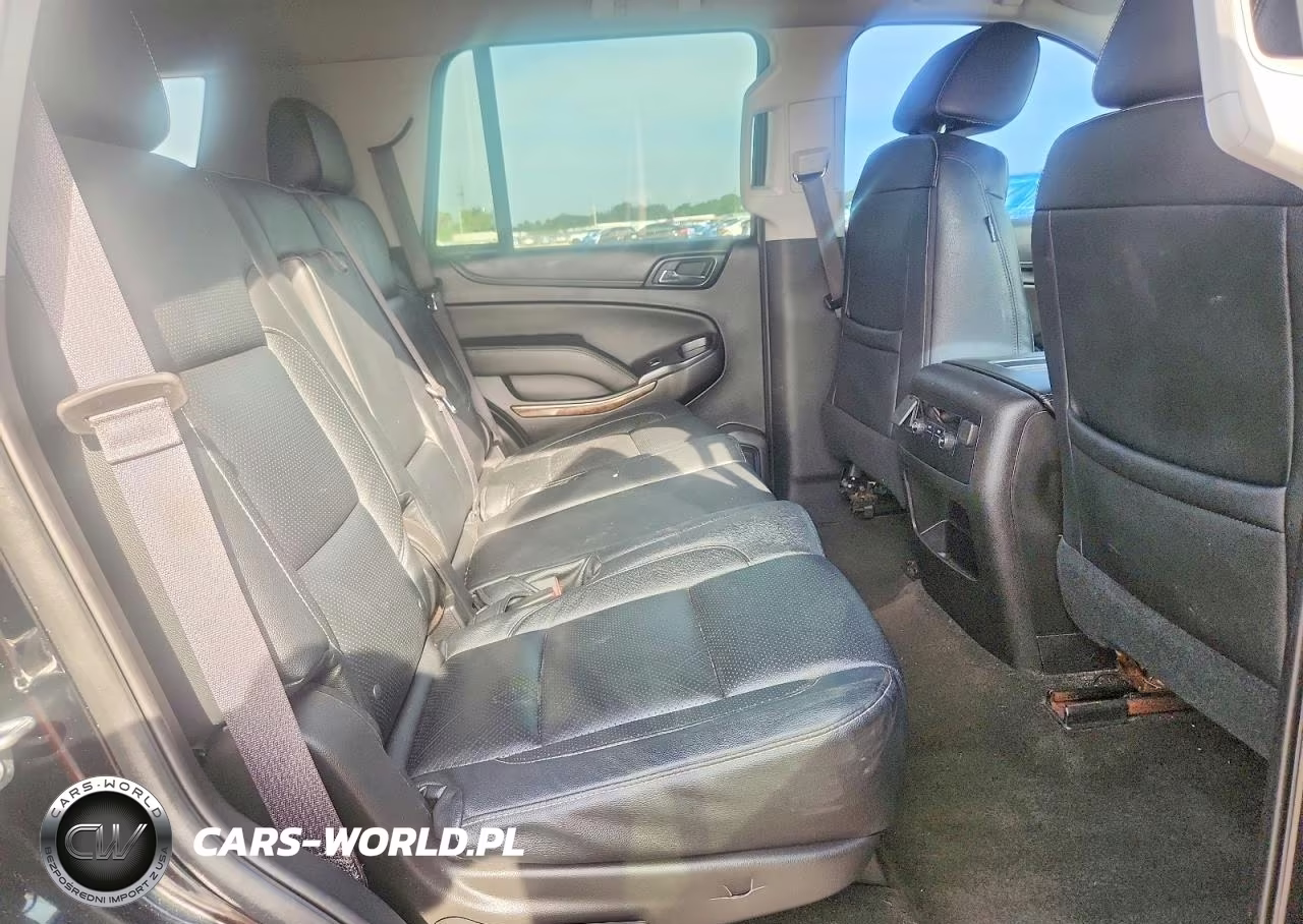 2018 Chevrolet Tahoe C1500 Ls VIN:1GNSCAKC6JR153306 - 11