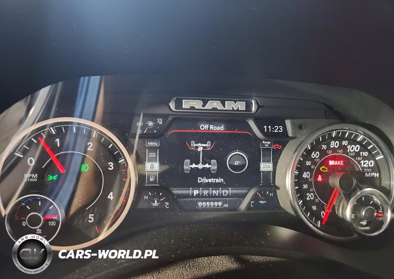 2024 Ram 2500 Laramie VIN:3C6UR5FL4RG282519 - 9