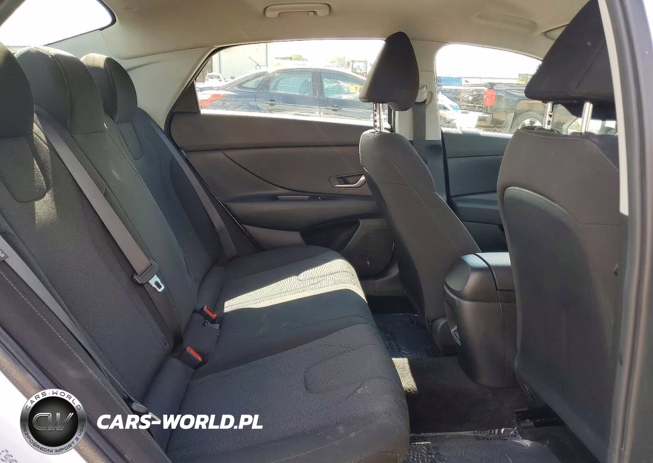 2024 Hyun Elantra Se VIN:KMHLL4DG9RU761775 - 10