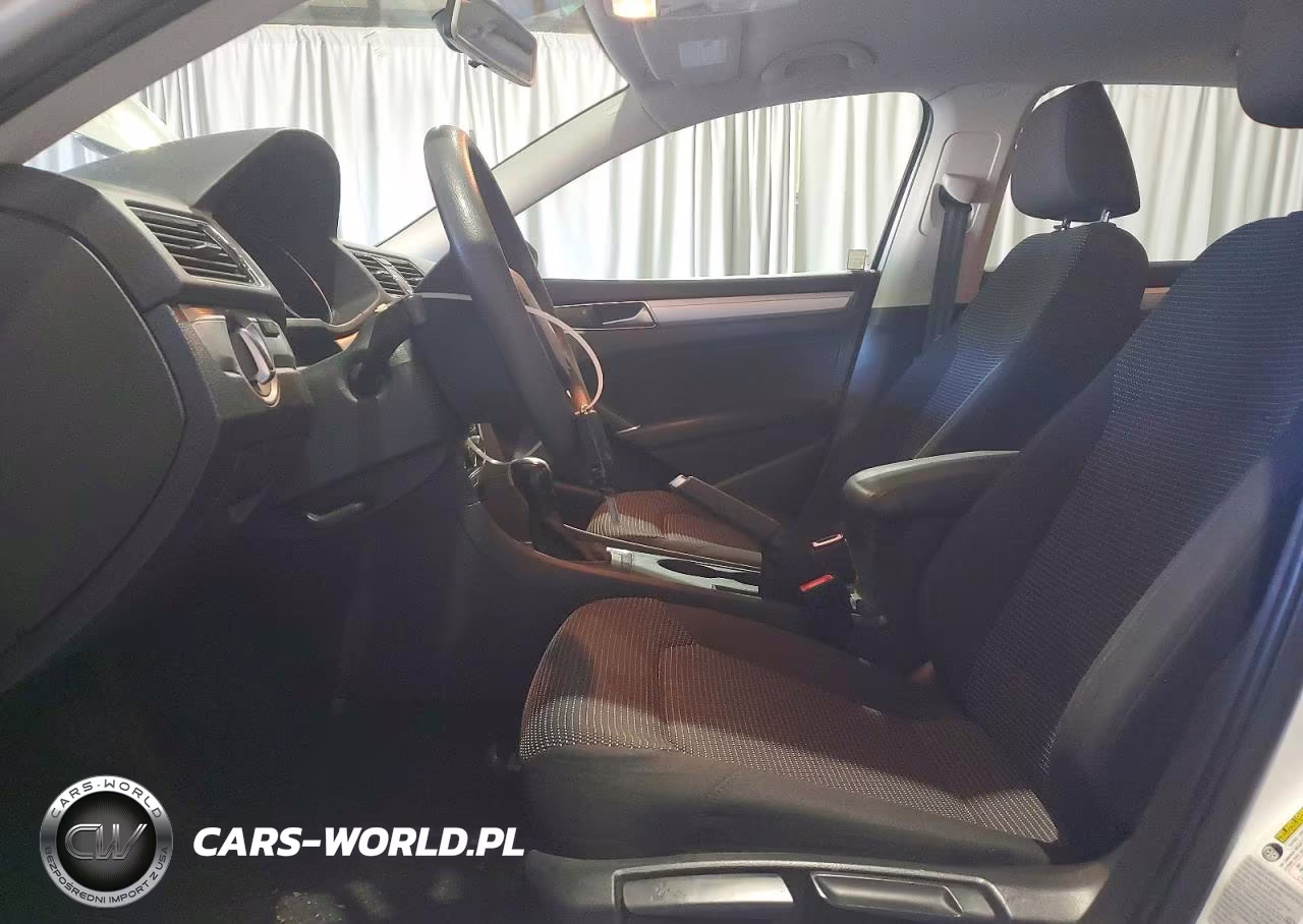 2017 Volkswagen Passat S VIN:1VWAT7A32HC064190 - 7