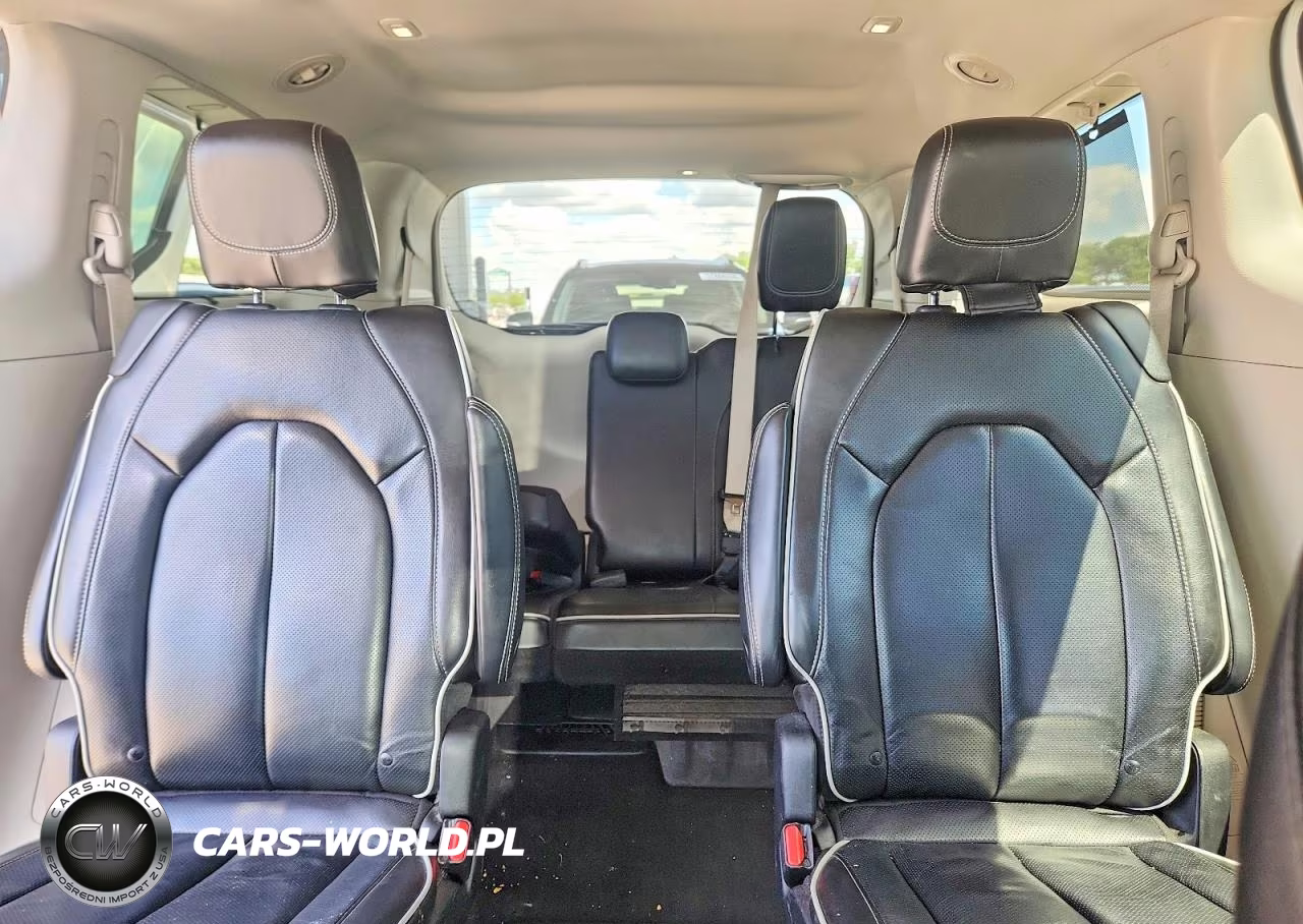 2022 Chrysler Pacifica Limited VIN:2C4RC1GGXNR138861 - 10