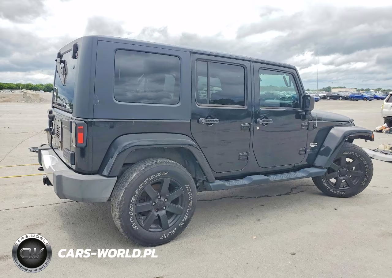2010 Jeep Wrangler Unlimited Sahara VIN:1J4BA5H13AL123480 - 3