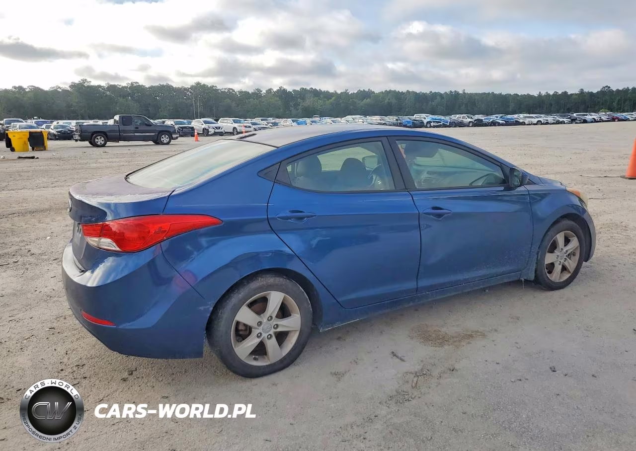 2013 Hyundai Elantra Gls VIN:KMHDH4AE3DU998375 - 3