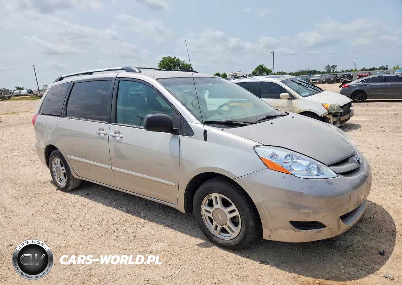 2008 Toyota Sienna Le 7-Passenger VIN:5TDZK23CX8S139399 - 4