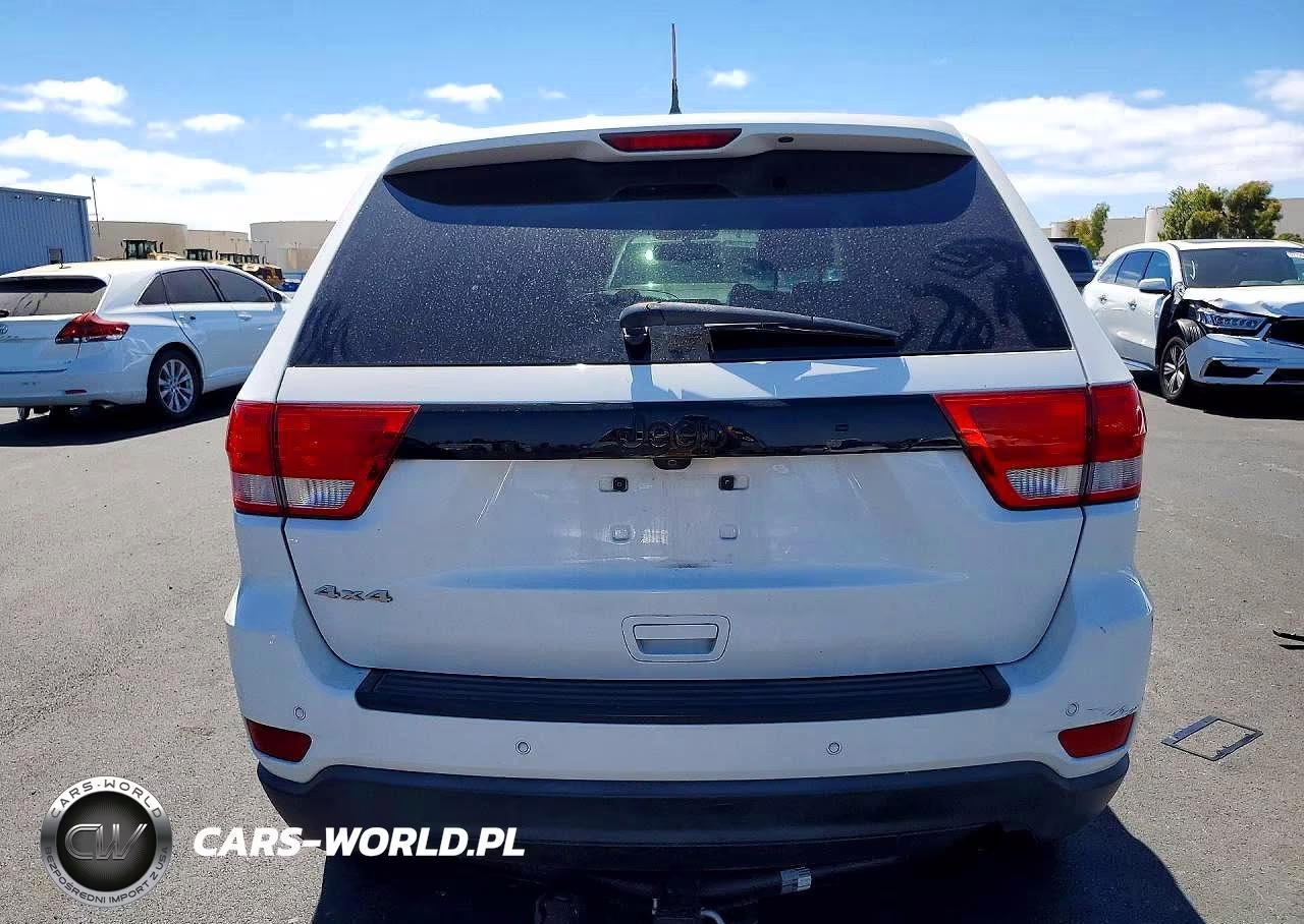 2012 Jeep Grand Cherokee Laredo VIN:1C4RJFAG5CC353842 - 6
