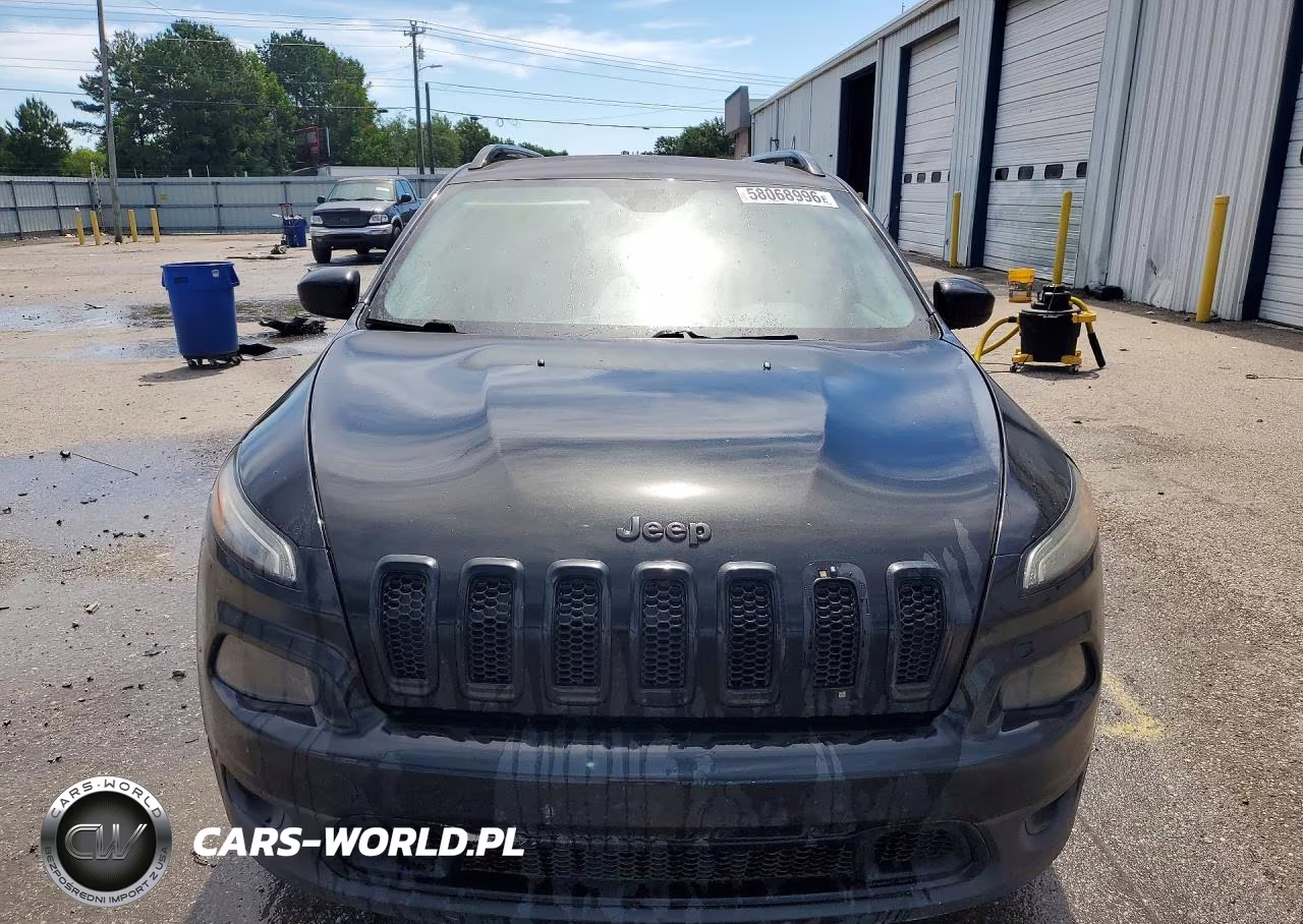 2014 Jeep Cherokee Latitude VIN:1C4PJLCS3EW300887 - 5