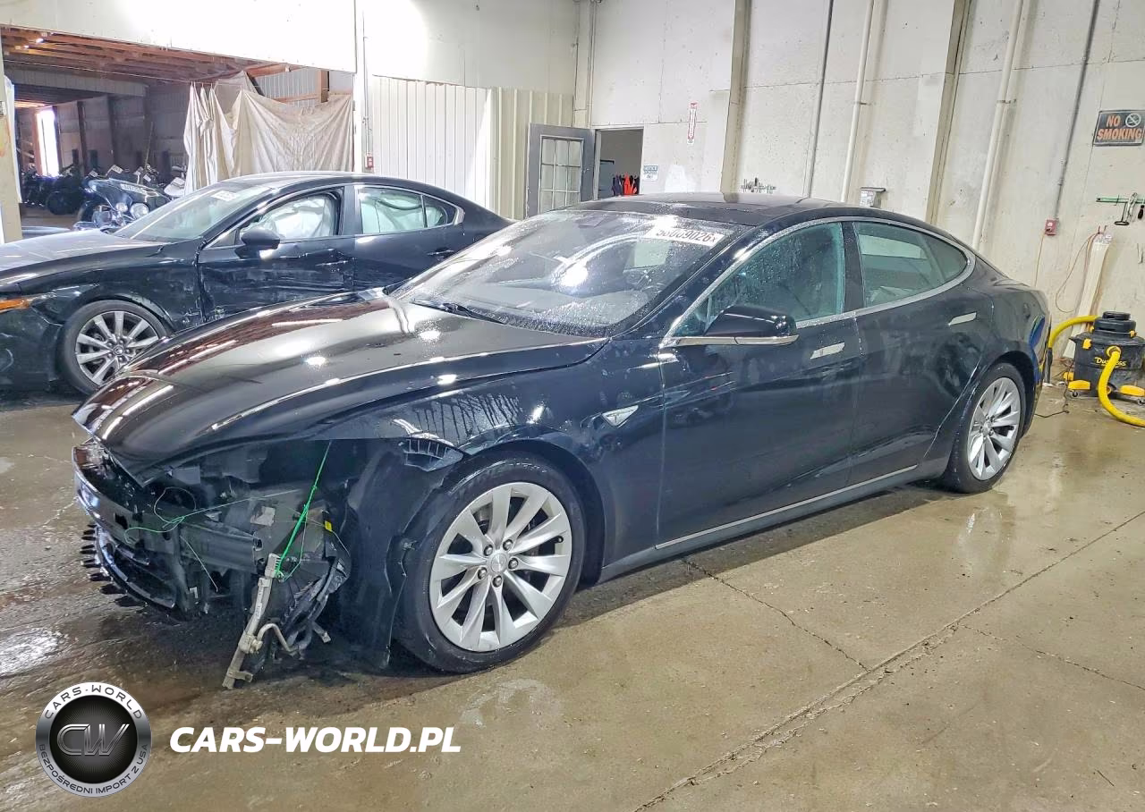 2016 Tesla Model S – zdjęcie 1 z 13