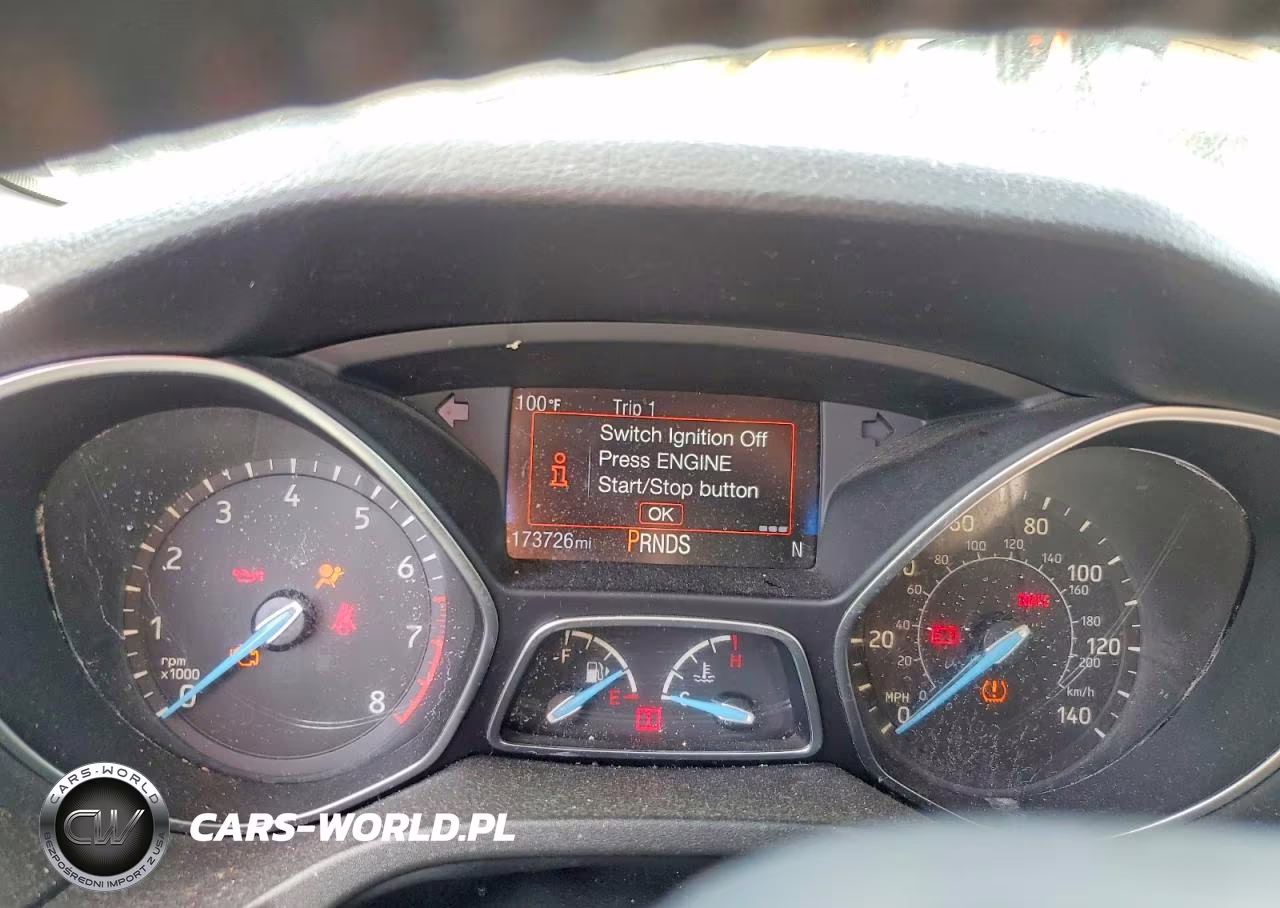 2018 Ford Focus Titanium VIN:1FADP3J24JL233013 - 9
