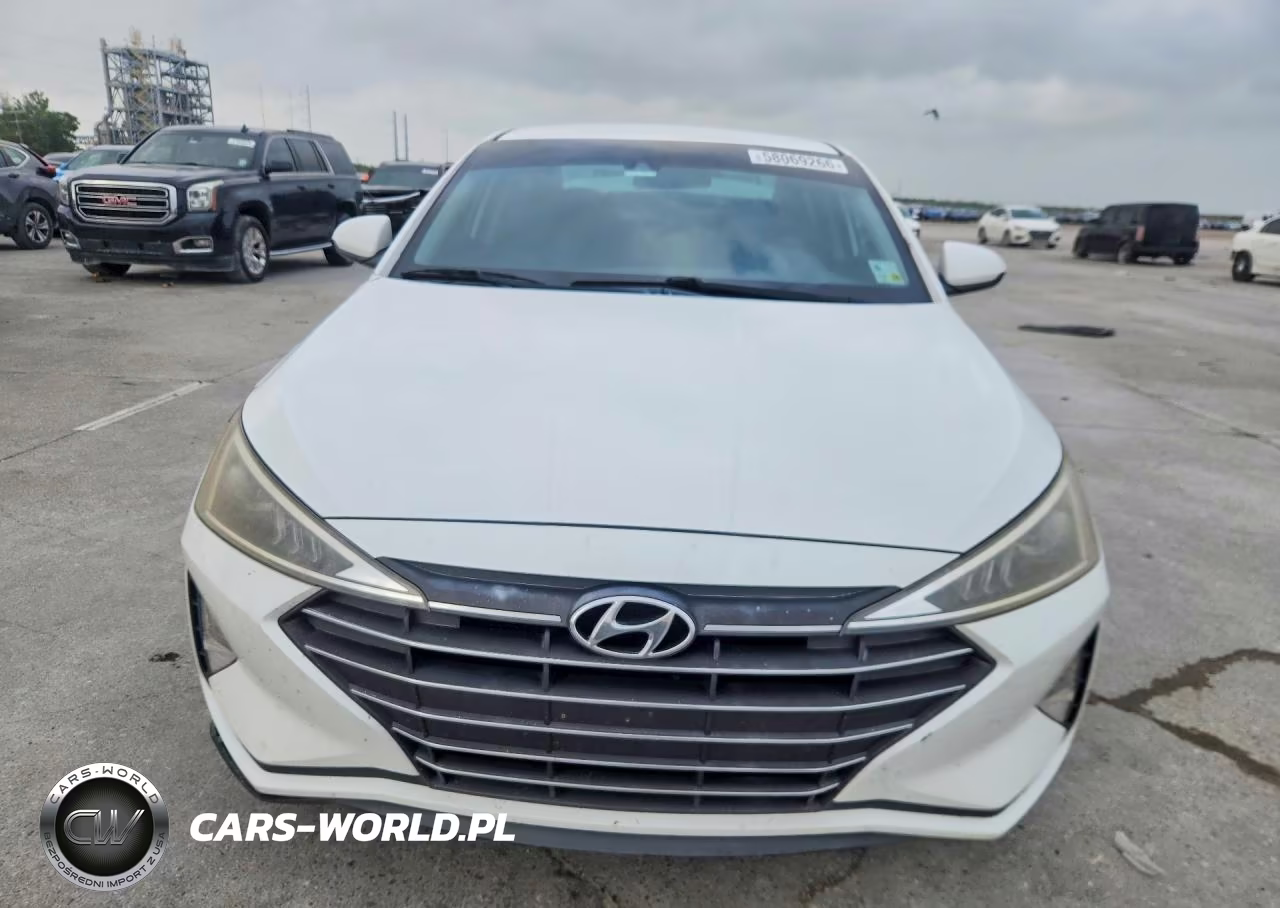 2019 Hyundai Elantra Sel VIN:5NPD84LF1KH419496 - 5