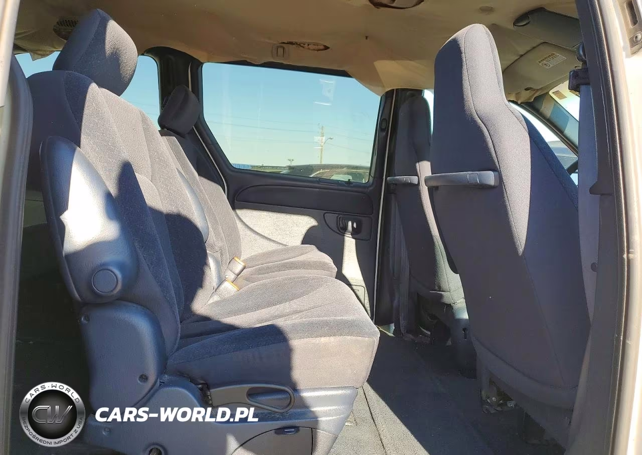 2002 Chrysler Town & Country Lx VIN:2C4GP44312R624310 - 11