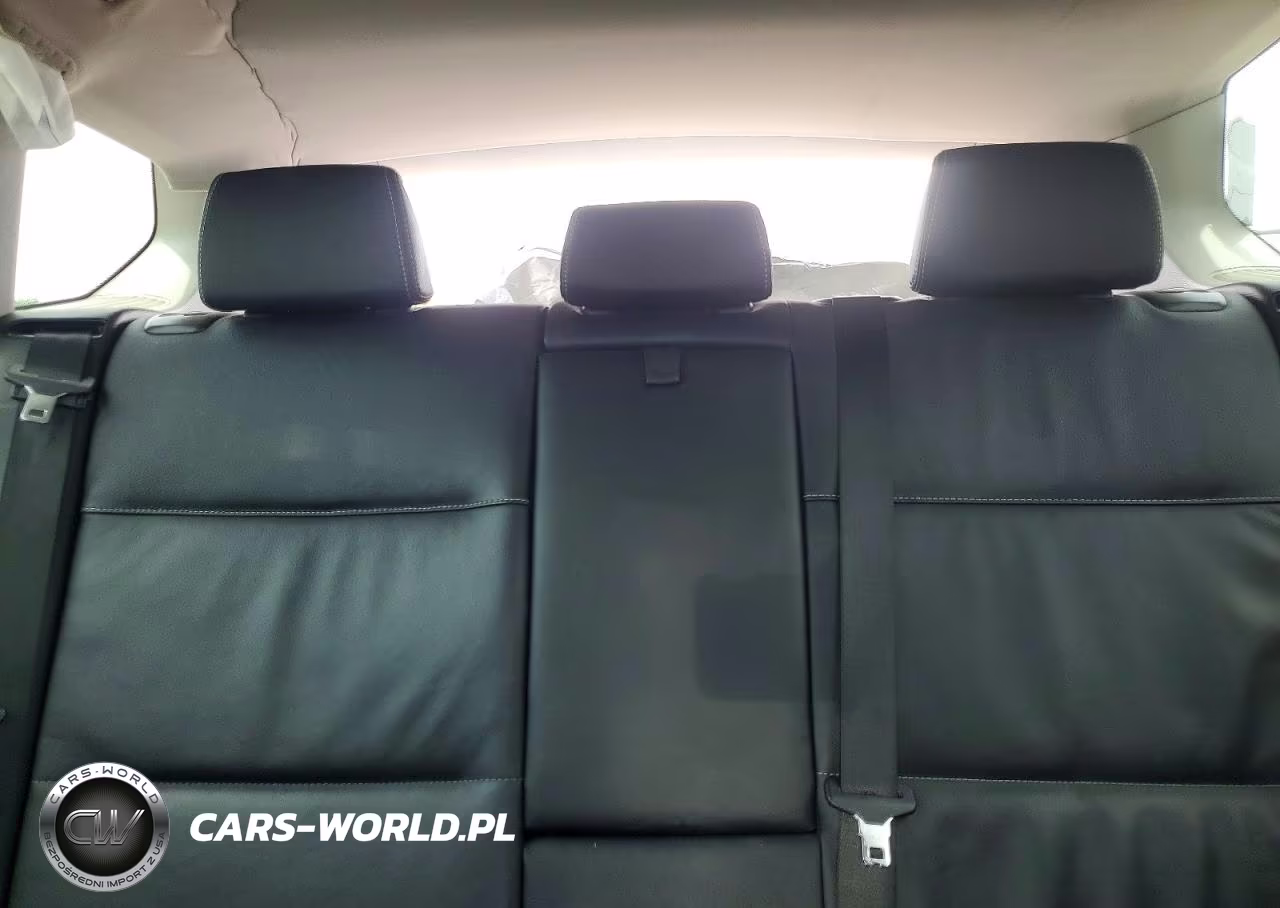 2013 Toyota 300 VIN:5UXWX9C52D0A18282 - 10