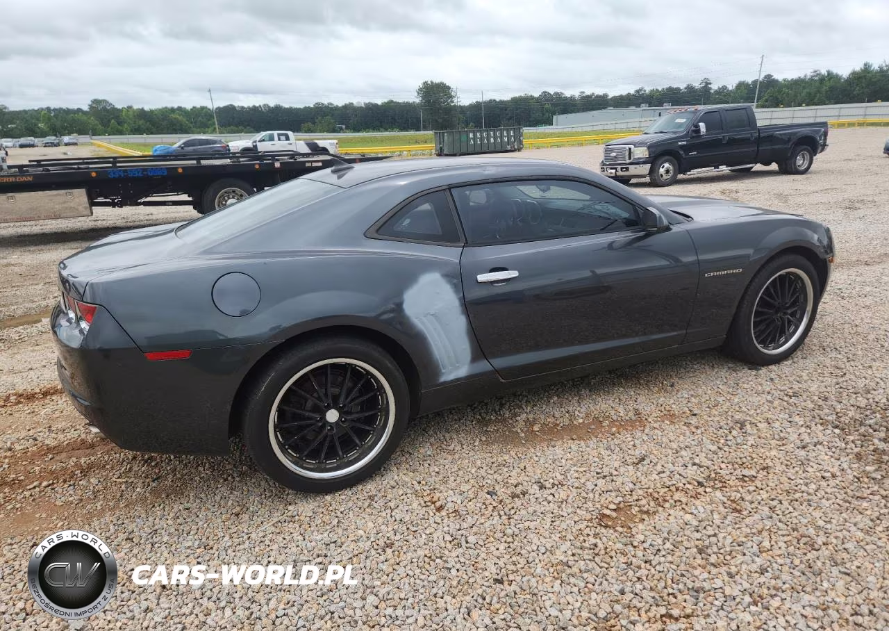 2011 Chevrolet Camaro Ls VIN:2G1FA1ED9B9118204 - 3