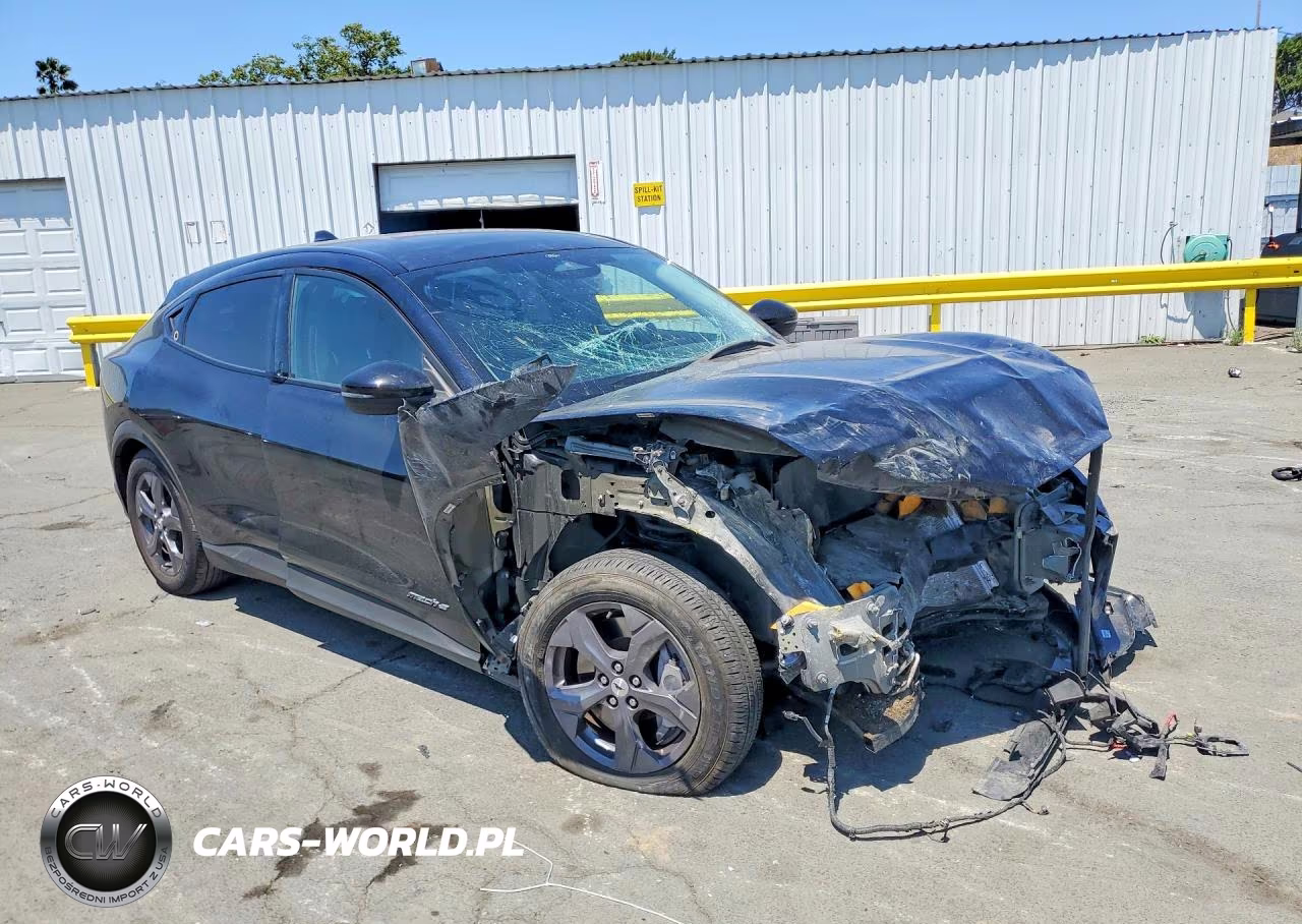 2022 Ford Mustang Mach-E Select VIN:3FMTK1RM2NMA44472 - 4