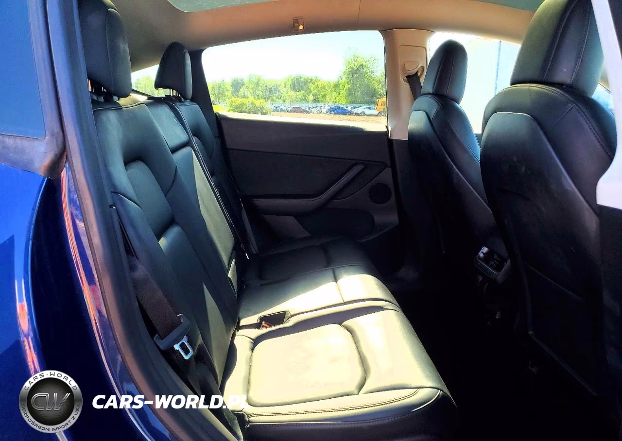 2021 Tesla Model Y VIN:5YJYGAEE0MF236616 - 11