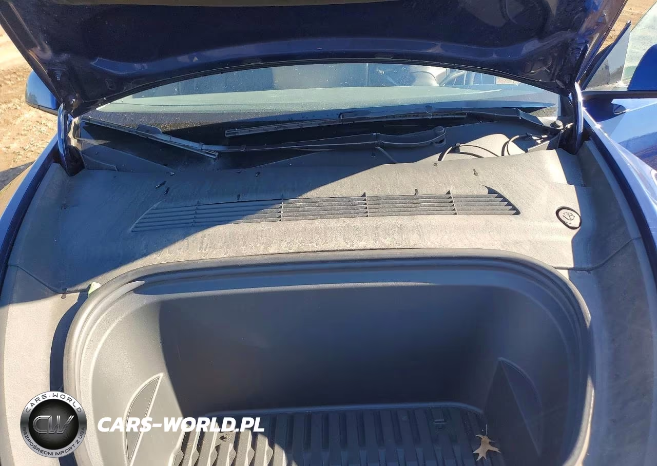 2021 Tesla Model Y VIN:5YJYGAEE0MF236616 - 12