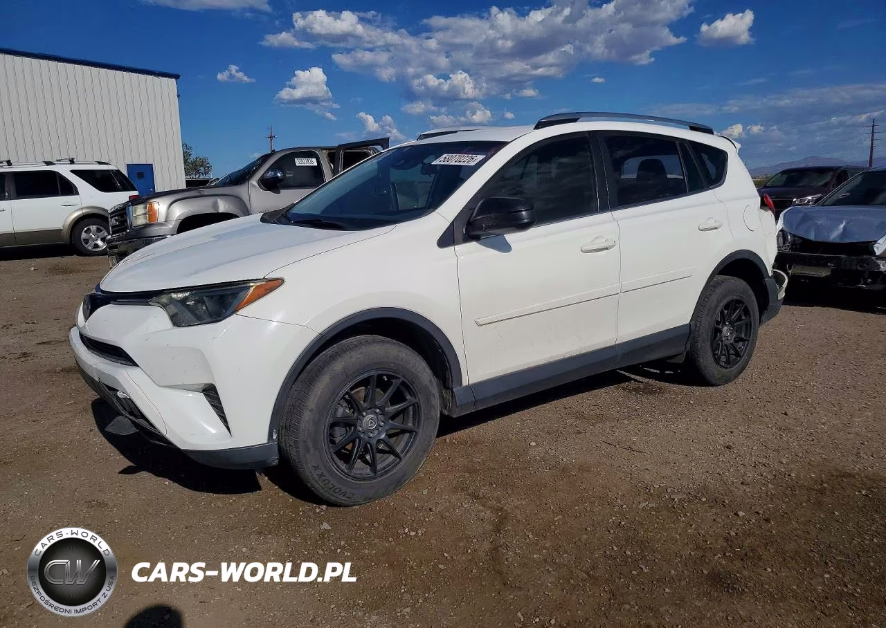 2018 Toyota Rav4 Le – zdjęcie 1 z 12