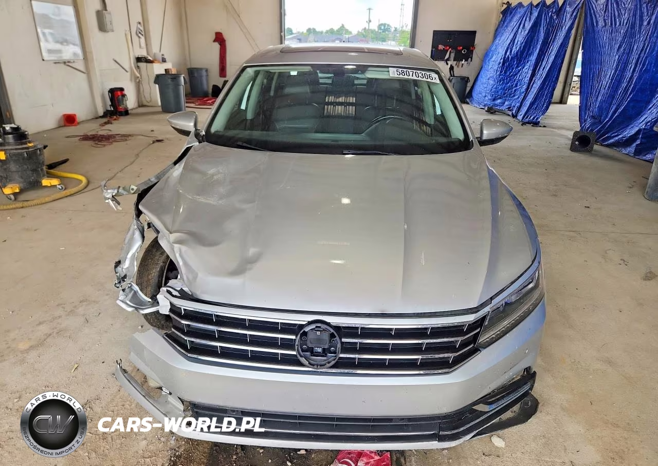 2018 Volkswagen Passat Se VIN:1VWBA7A33JC044501 - 5