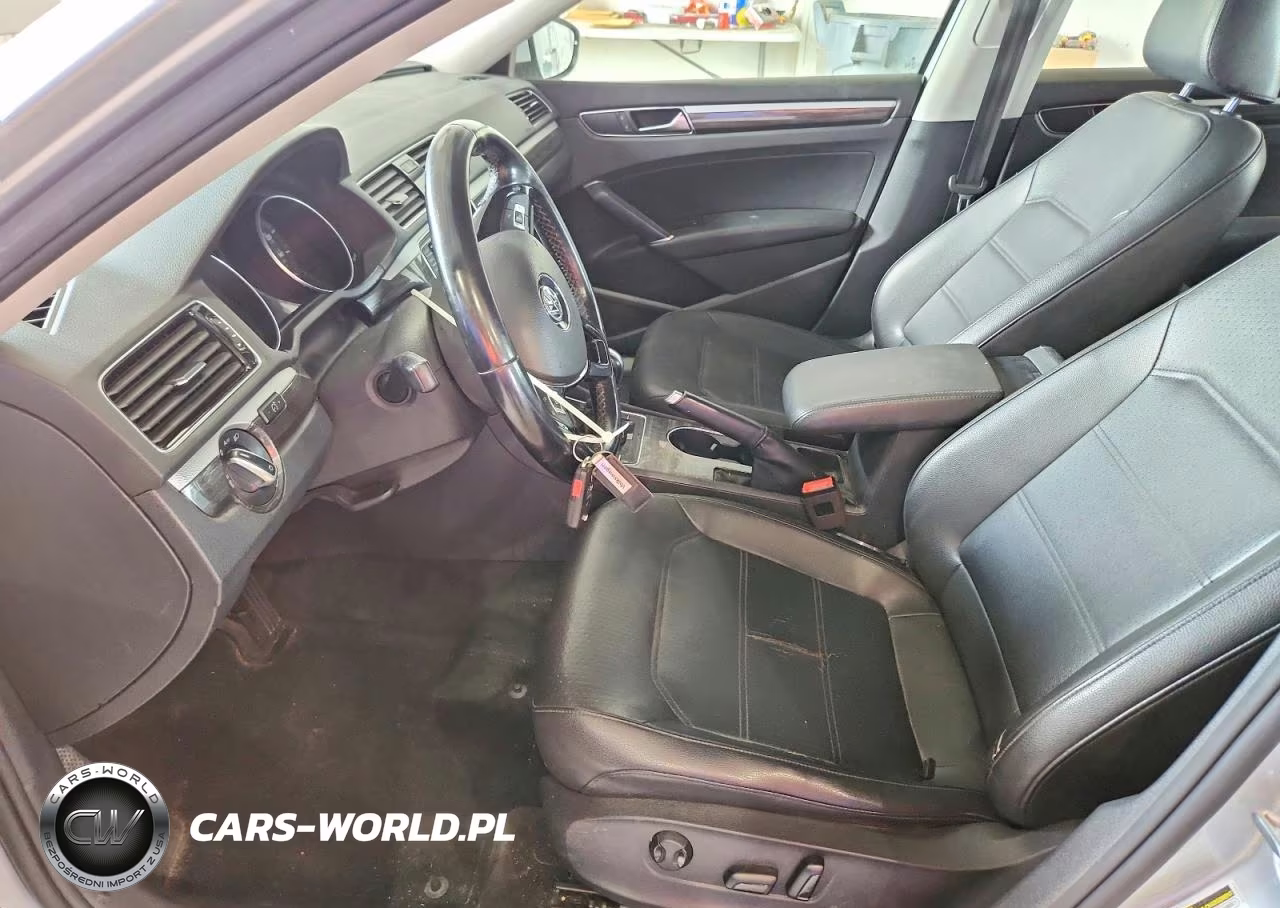 2018 Volkswagen Passat Se VIN:1VWBA7A33JC044501 - 7