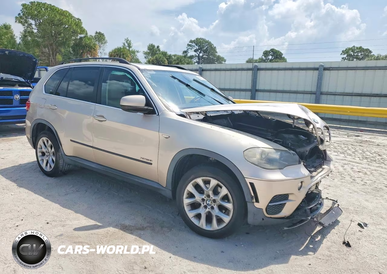 2013 BMW X5 xDrive35I VIN:5UXZV4C5XD0B07698 - 4