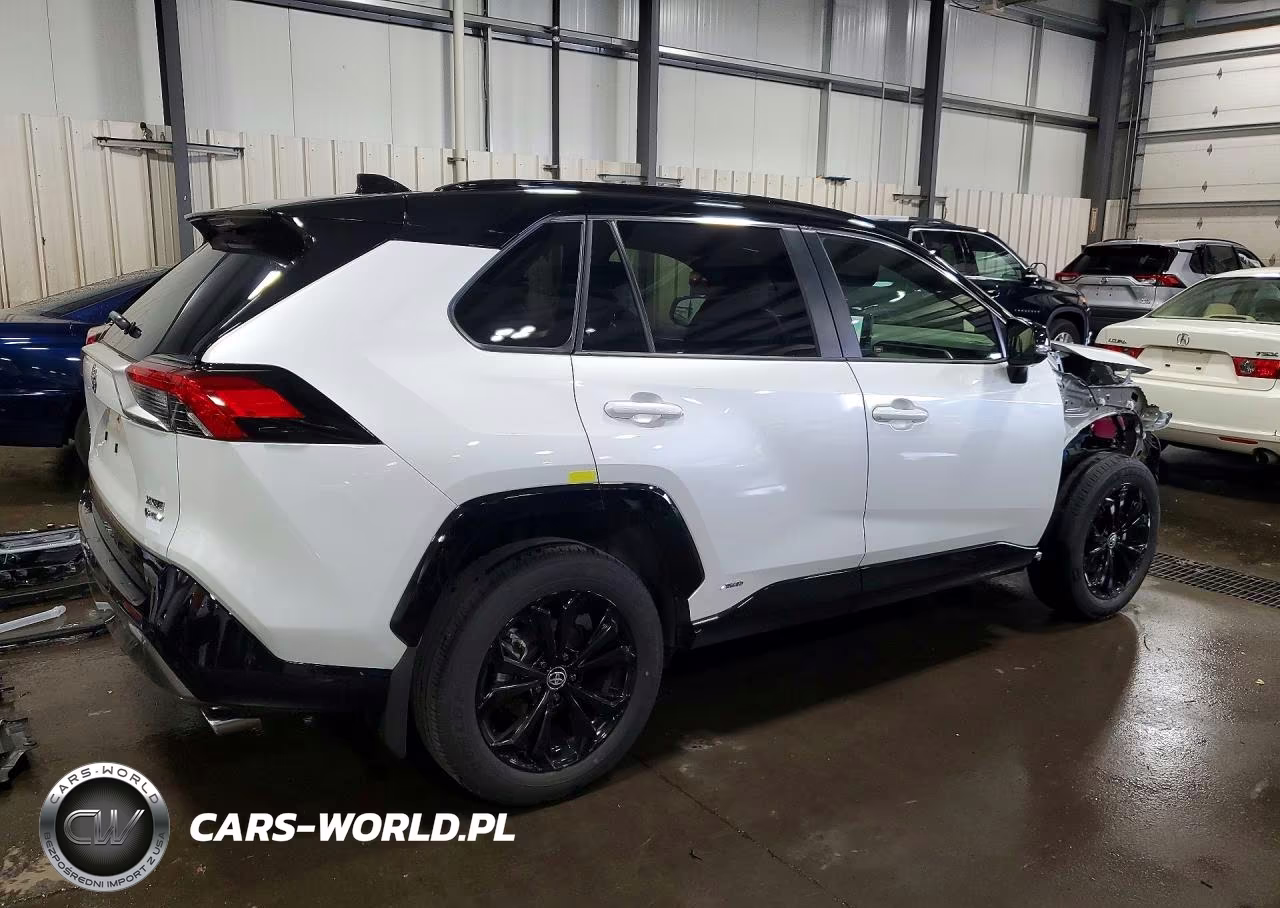 2025 Toyota Rav4 Xse VIN:JTME6RFV6SJ081059 - 3