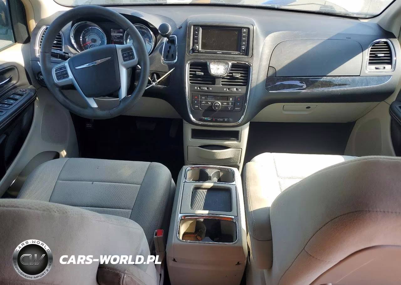 2013 Chrysler Town & Country Touring VIN:2C4RC1BG0DR713734 - 8