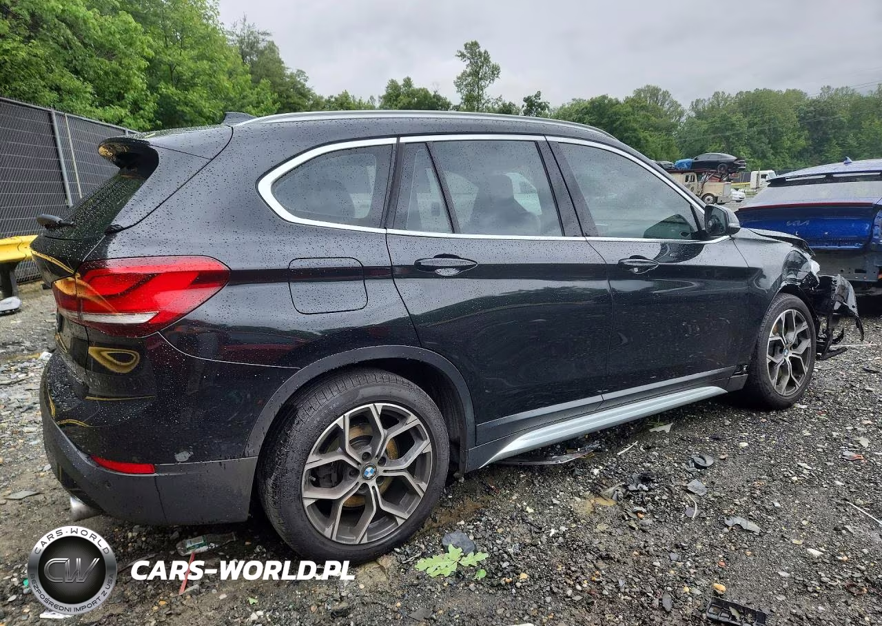 2021 BMW X1 xDrive28I VIN:WBXJG9C06M5S29231 - 3